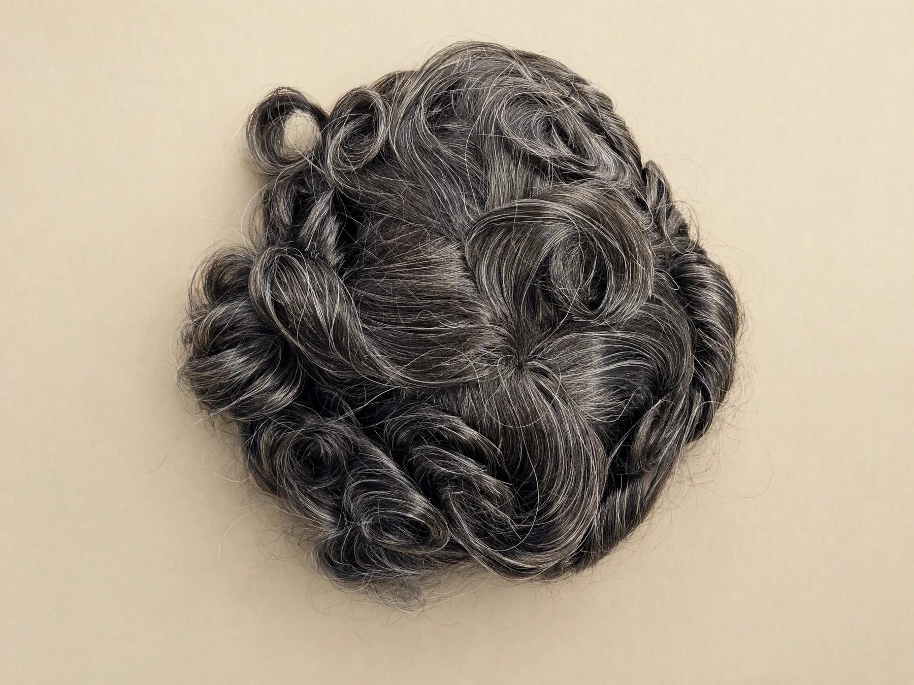 Vista editorial de las ondas, el volumen y la mezcla natural de canas.
